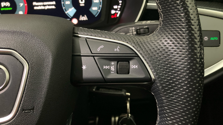 Audi Q3 35 TFSI S Line 5dr S Tronic Petrol Estate